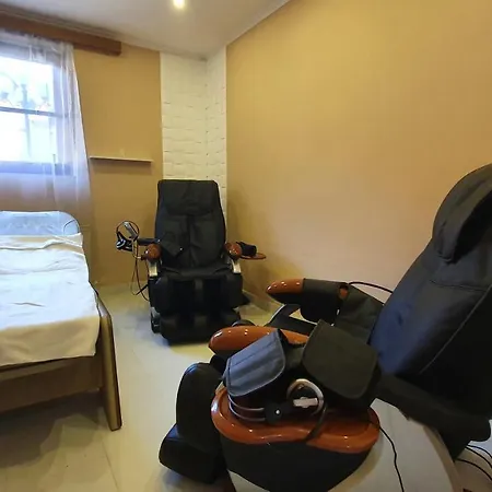 Harmonia Apartmanhaz شقة *