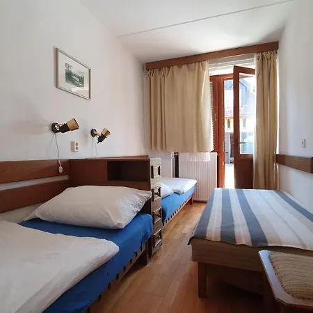 شقة Harmonia Apartmanhaz *