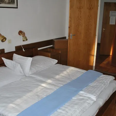 Apartment Harmonia Apartmanhaz