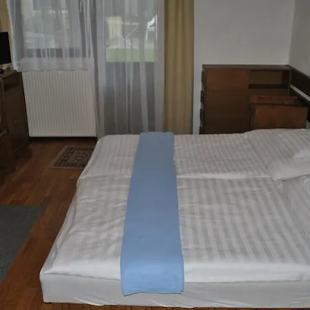 아파트 Harmonia Apartmanhaz