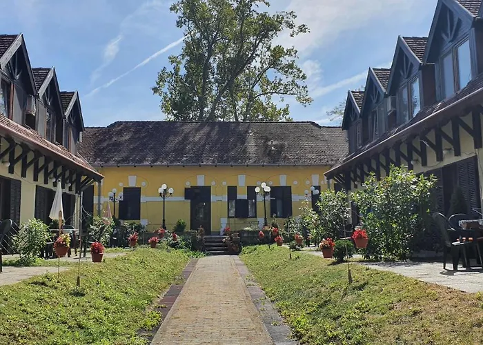 Harmonia Apartmanhaz Lejlighed Balatonlelle