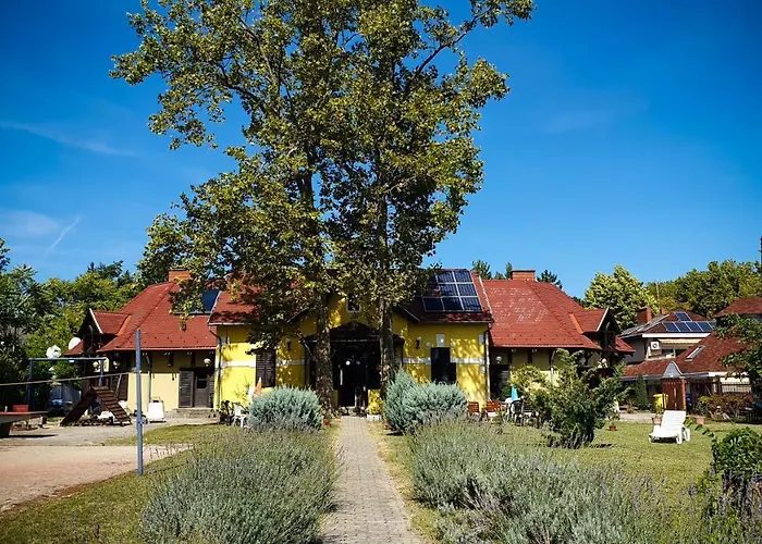 Harmonia Apartmanhaz Lejlighed Balatonlelle