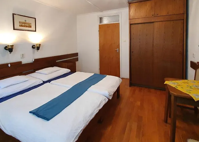 Harmonia Apartmanhaz * בלטונללה